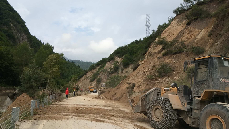 G544线漳扎镇永竹电站出水口K59+800抢通后图